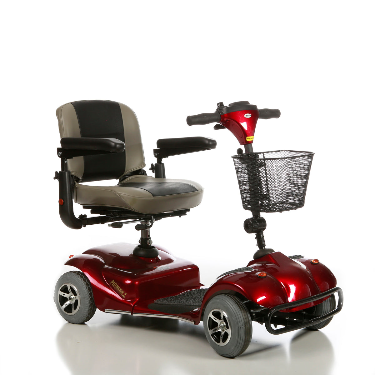 PIONEER 2 ELECTRIC MOBILITY SCOOTER